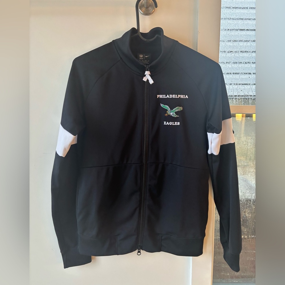 EUC - Retro-Style NFL & Nike Tracksuit Jacket (Philadelphia Eagles)